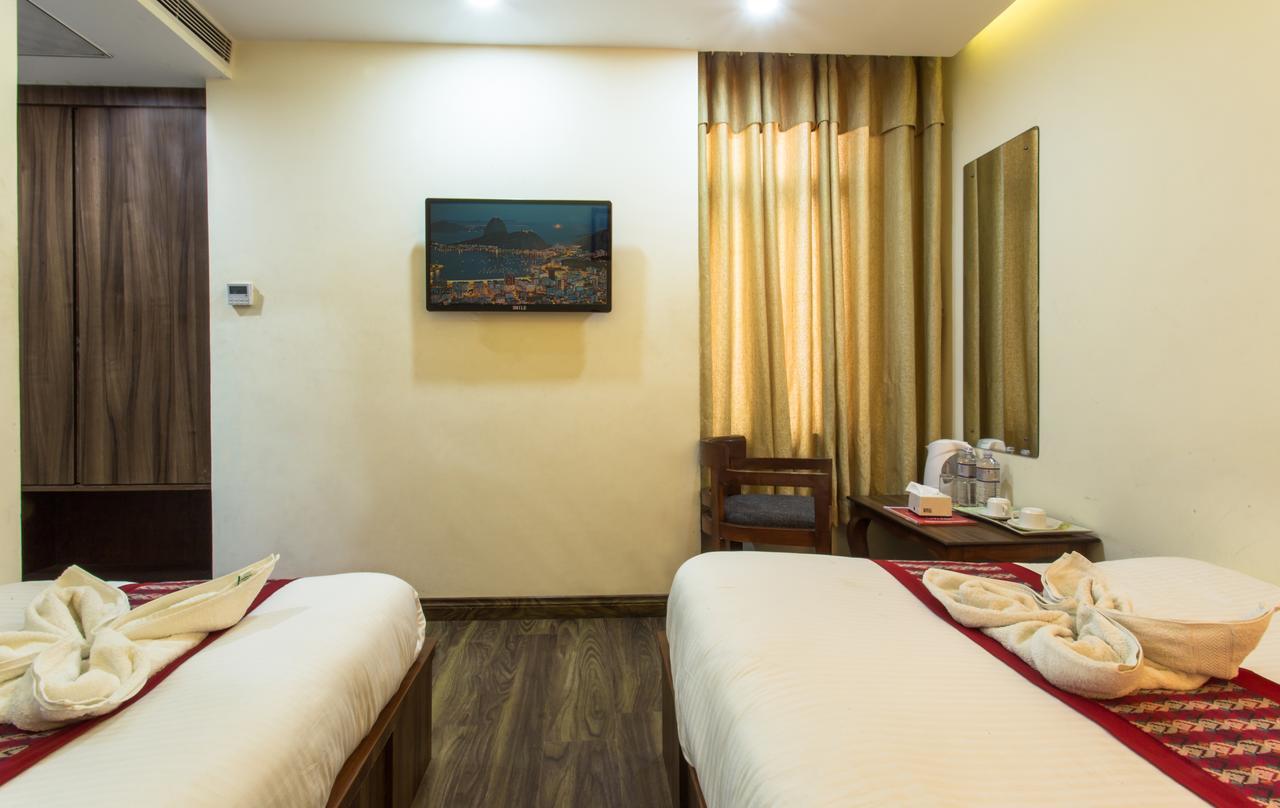 Hotel Kathmandu Inn Екстер'єр фото