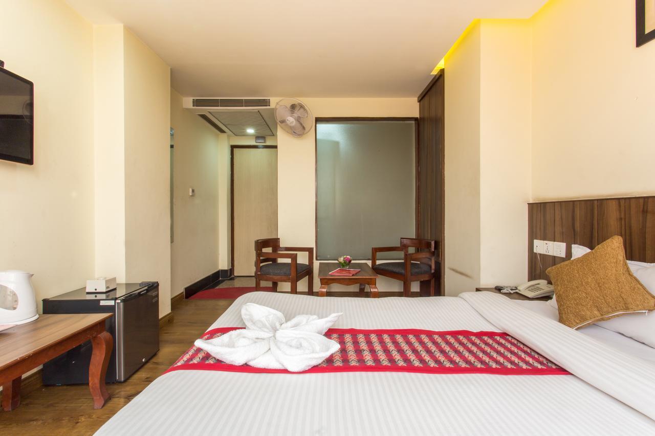 Hotel Kathmandu Inn Екстер'єр фото